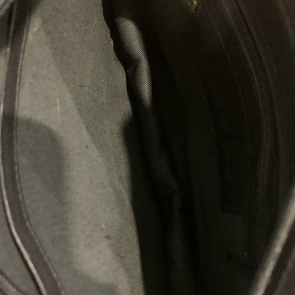 Kenneth Cole crossbody-black - Picture 4 of 9